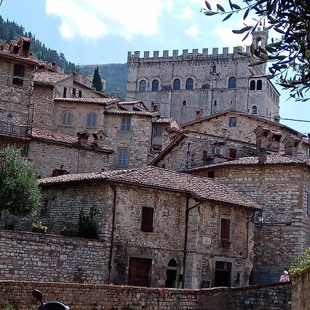 La Dimora Di Pietra Lejlighed Gubbio Eksteriør billede