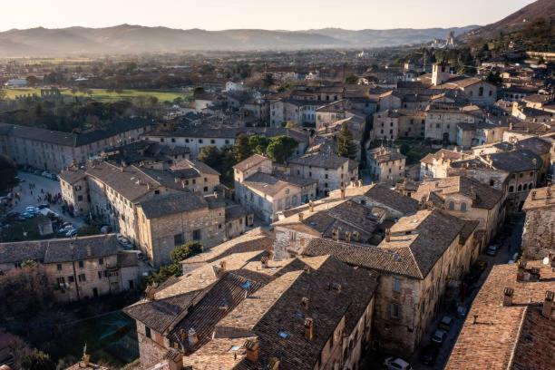 La Dimora Di Pietra Lejlighed Gubbio Eksteriør billede