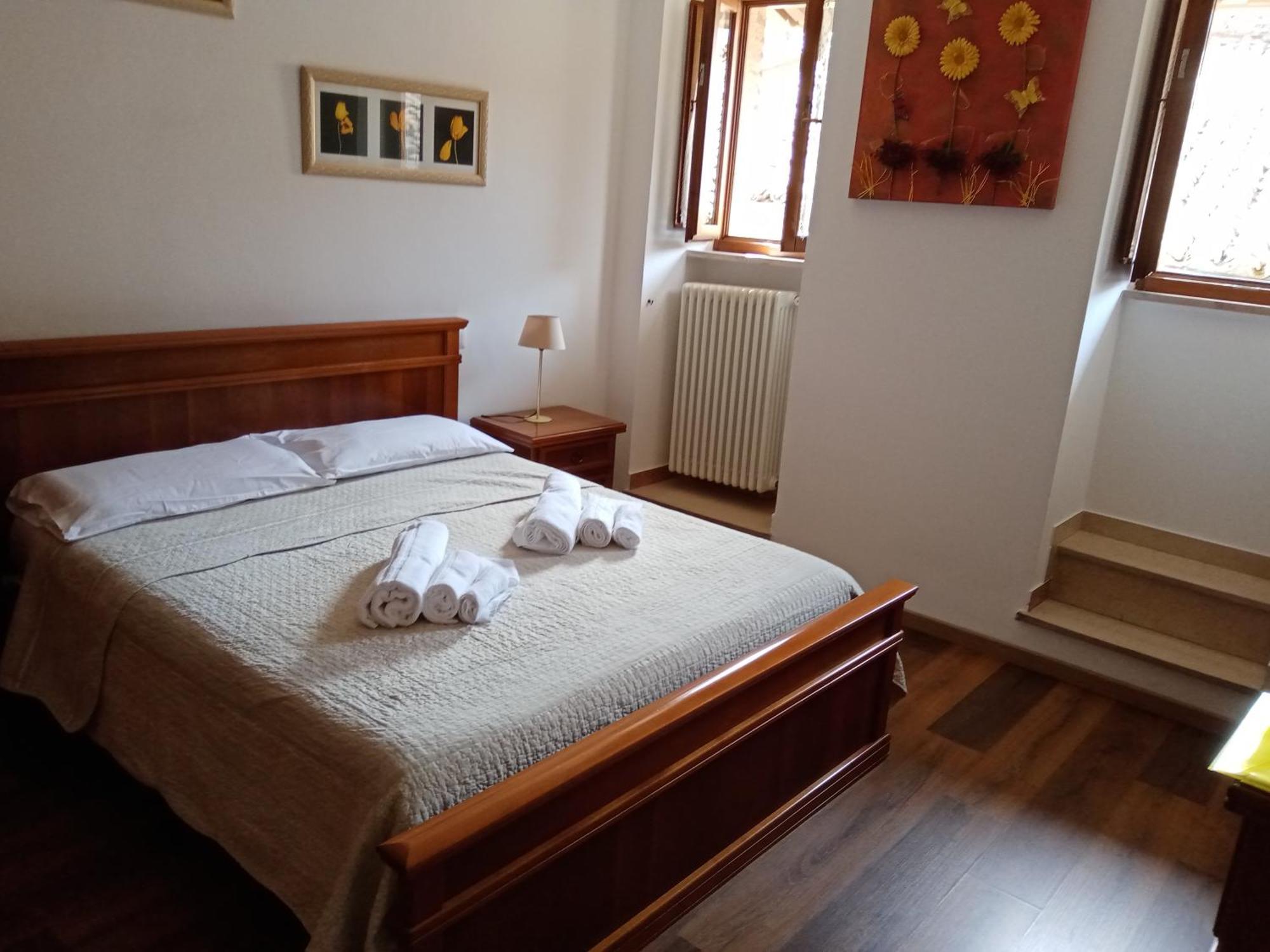 La Dimora Di Pietra Lejlighed Gubbio Eksteriør billede